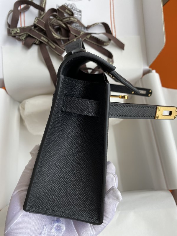 에르메스 켈리 22cm 블랙 골드 하드웨어 핸드백 001-223995