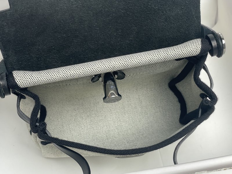 에르메스 에르백 미니 20cm 팬더 컬러 실버 버클 핸 001-224136