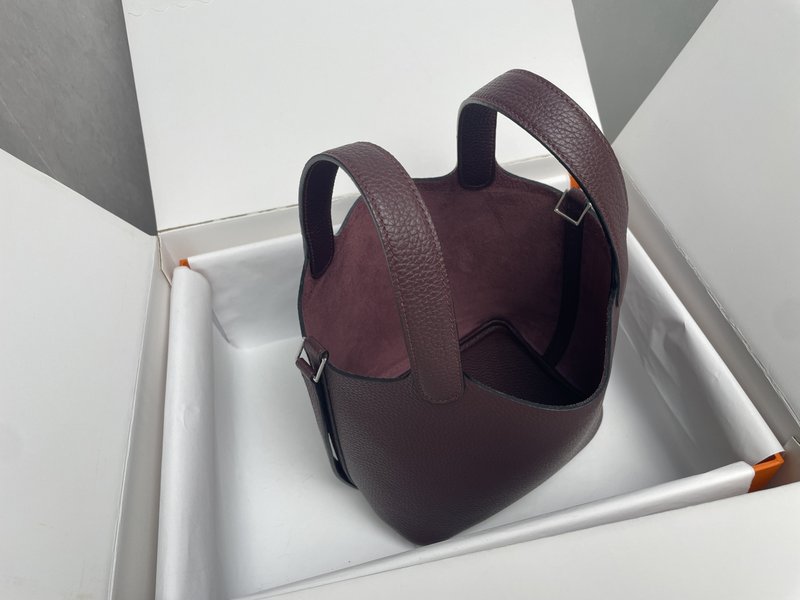 에르메스 피코틴 반핸드스티칭 TC 가죽 핸드백 001-224168