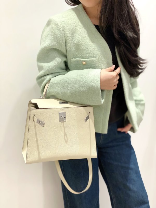 켈리 밀크 화이트 핸드백 001-224177
