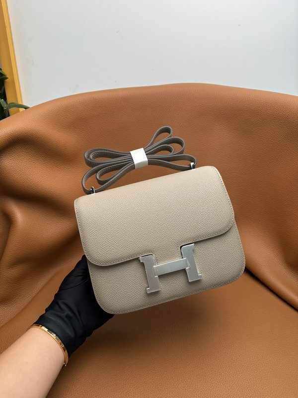 에르메스 콩고르 19cm 핸드백 001-224205