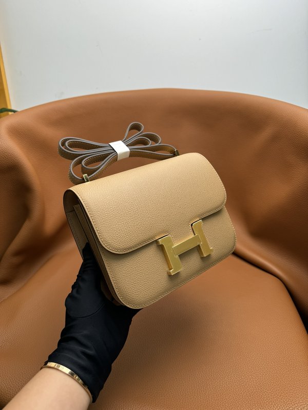 에르메스 콩고르 19cm 밀크티 컬러 핸드백 001-224207