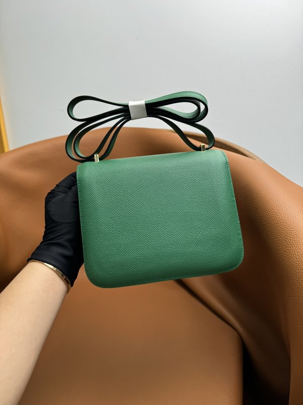 에르메스 콩고르 19cm 벨벳그린 핸드백 001-224221