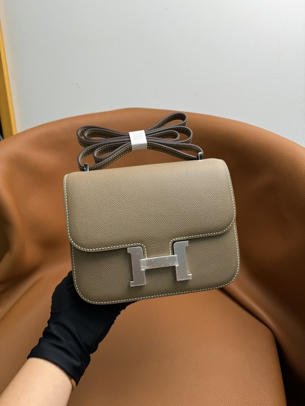 에르메스 콩상 19cm 코끼리 회색 핸드백 001-224301