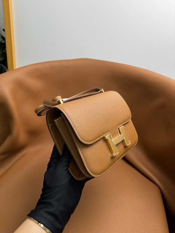 에르메스 콩상 19cm 골드브라운 엡솜 가죽 001-224303