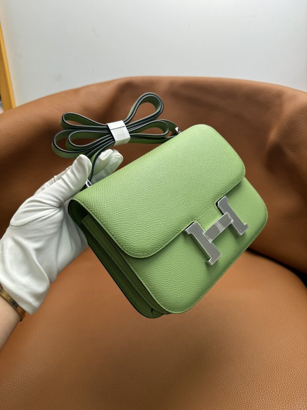 에르메스 콩고르 19cm 아보카도 그린 핸드백 001-224311