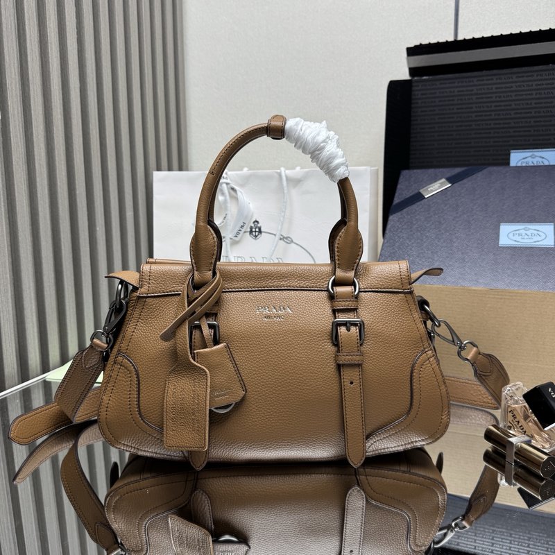 프라다 빈티지 여행 스타일 핸드백 001-224563