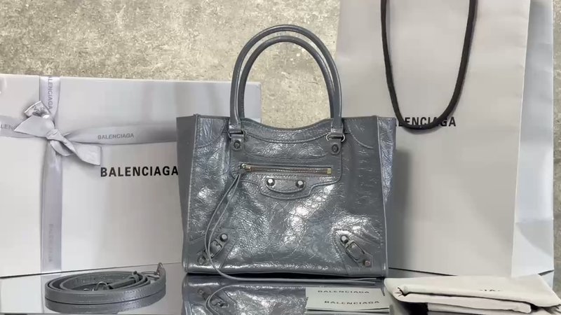발렌시아가 르 시티 스몰 쇼핑백 001-224572