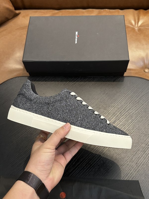 Kiton 남성 가죽 럭셔리 스니커즈 운동화 001-224599