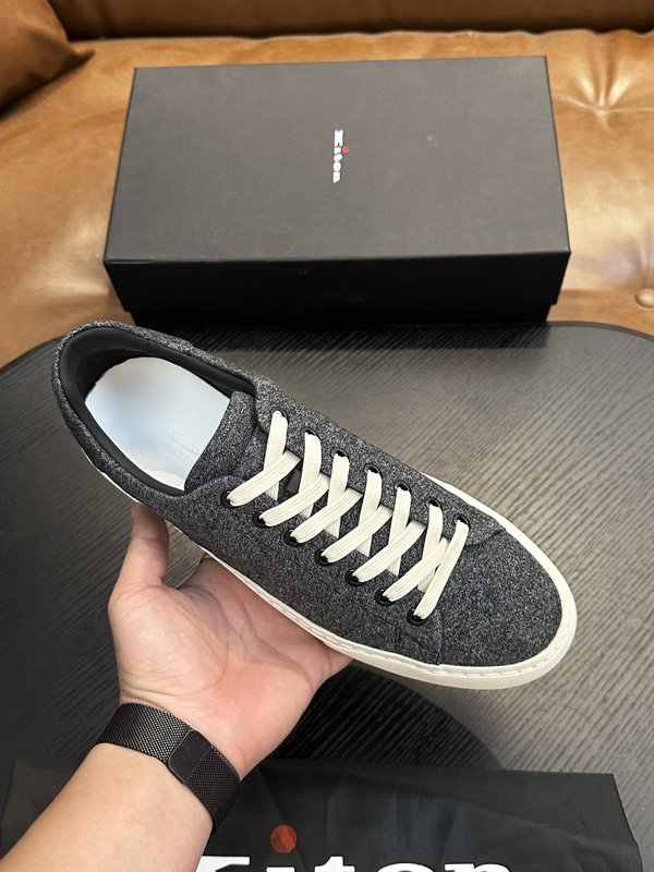Kiton 남성 가죽 럭셔리 스니커즈 운동화 001-224599