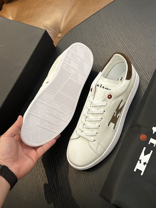 Kiton 남성 소가죽 운동화 001-224616