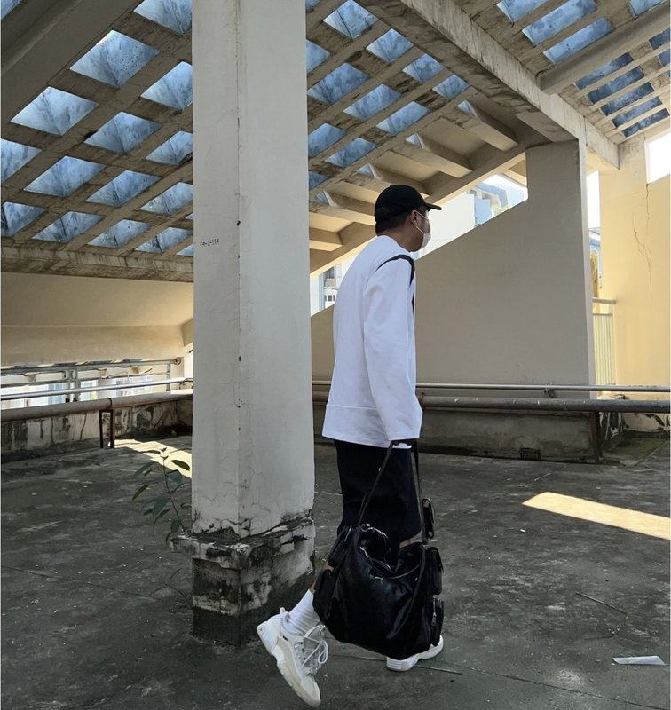발렌시아가 트렌디 백팩 001-224621