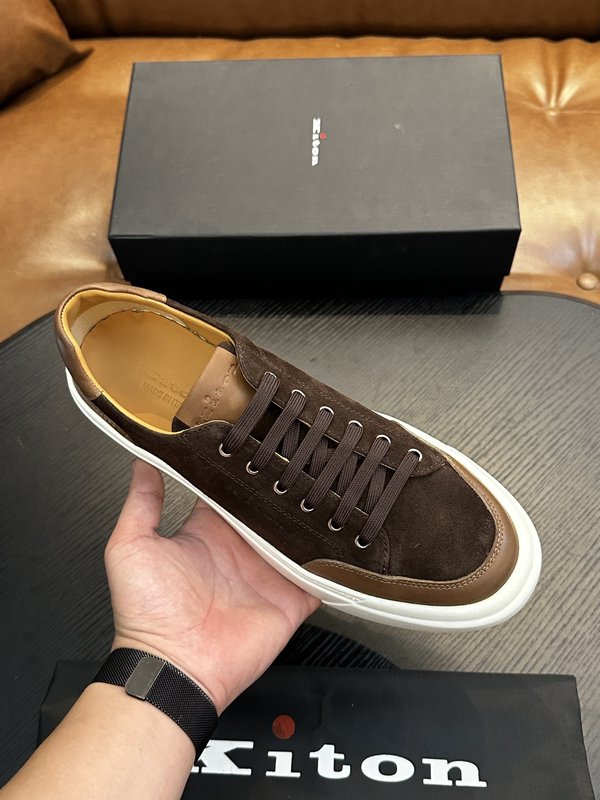 Kiton 남성 소가죽 스니커즈 001-224644