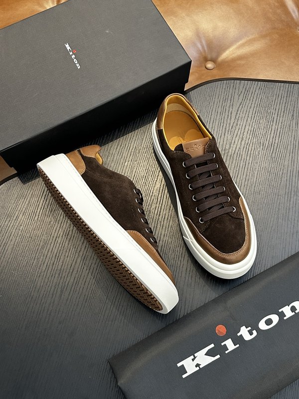 Kiton 남성 소가죽 스니커즈 001-224644