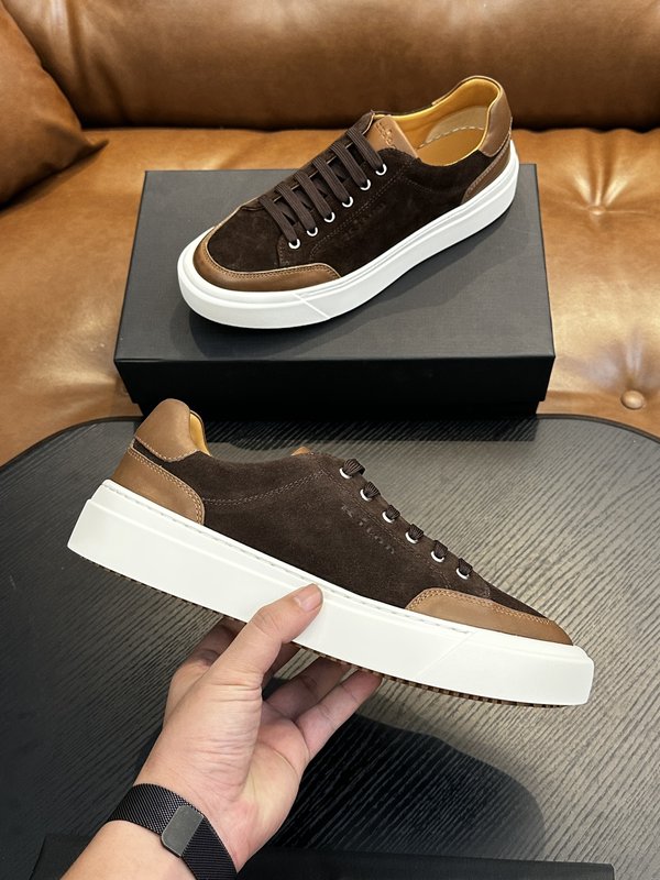 Kiton 남성 소가죽 스니커즈 001-224644