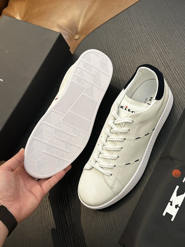Kiton 남성 송아지 가죽 운동화 001-224655