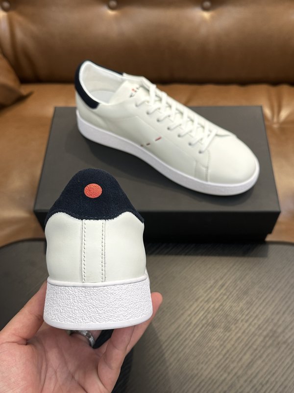 Kiton 남성 송아지 가죽 운동화 001-224655
