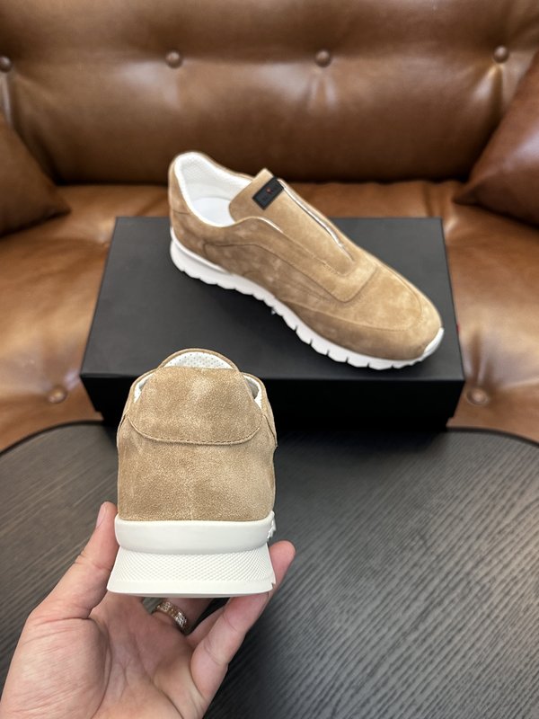 Kiton 남성 소가죽 럭셔리 운동화 001-224702