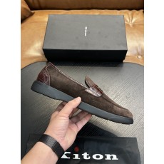 Kiton 남성 소가죽 운동화 001-224730