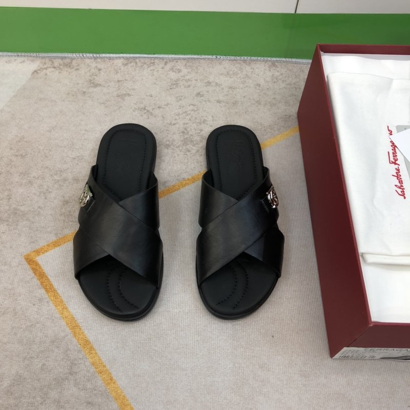 페라가모 남성 가죽 슬리퍼 001-224771