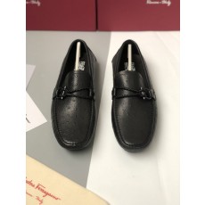 페라가모 남성 리치 그레인 가죽 로퍼 001-224853