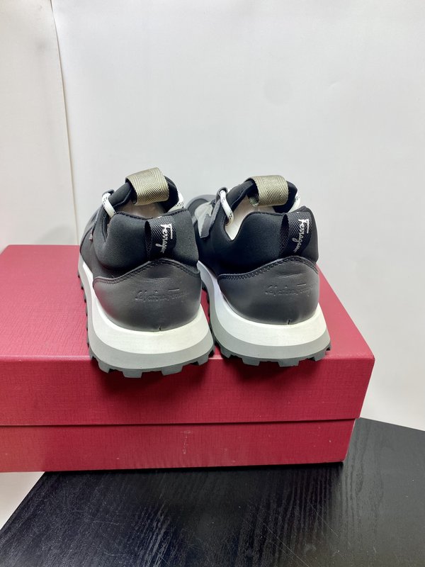페라가모 남성 캐주얼 운동화 001-224856