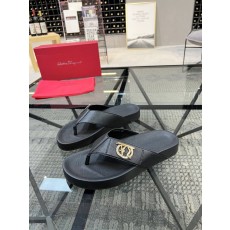 페라가모 남성용 가죽 슬리퍼 001-224877