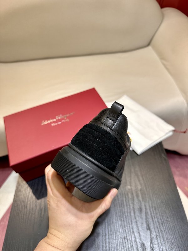 페라가모 페라라모 인레이 장식 캐주얼 슈즈 001-224879