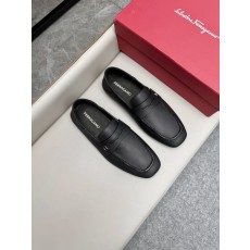 페라가모 새로운 송아지 가죽 로퍼 001-224900