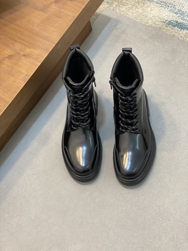 페라가모 남성용 블랙 앵클 부츠 001-224943