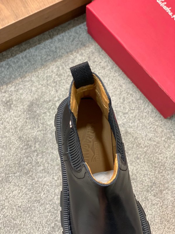 페라가모 남성용 블랙 앵클부츠 001-224944