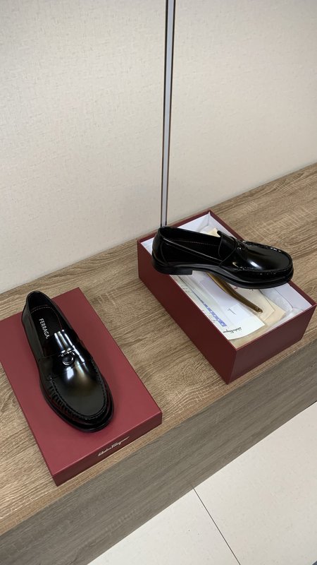 페라가모 남성 비즈니스 캐주얼 가죽 신발 001-225043