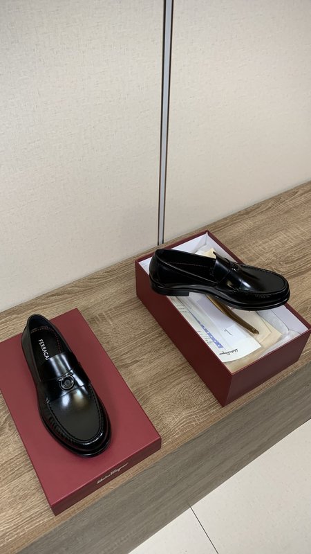 페라가모 남성 비즈니스 캐주얼 가죽 구두 001-225052