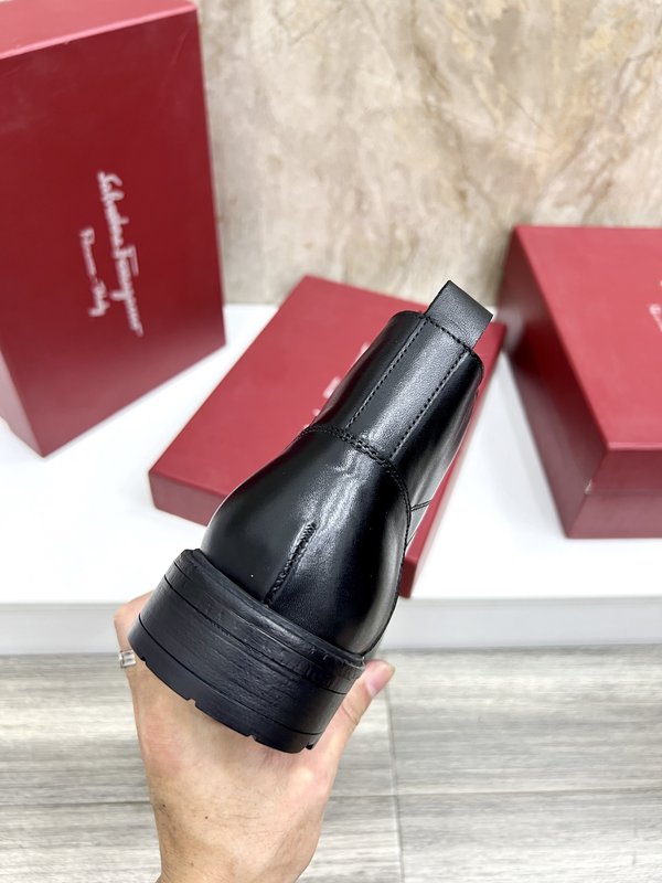 페라가모 남성 첼시 부츠 가죽 001-225108