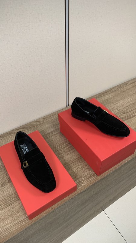 페라가모 남성 비즈니스 캐주얼 가죽 구두 001-225116