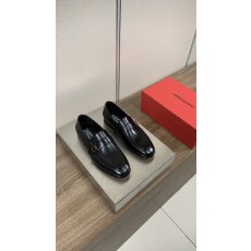 페라가모 남성 비즈니스 캐주얼 가죽 구두 001-225118