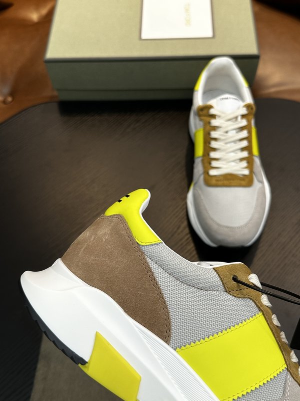 TOM FORD 가죽 로우톱 스니커즈 001-226345