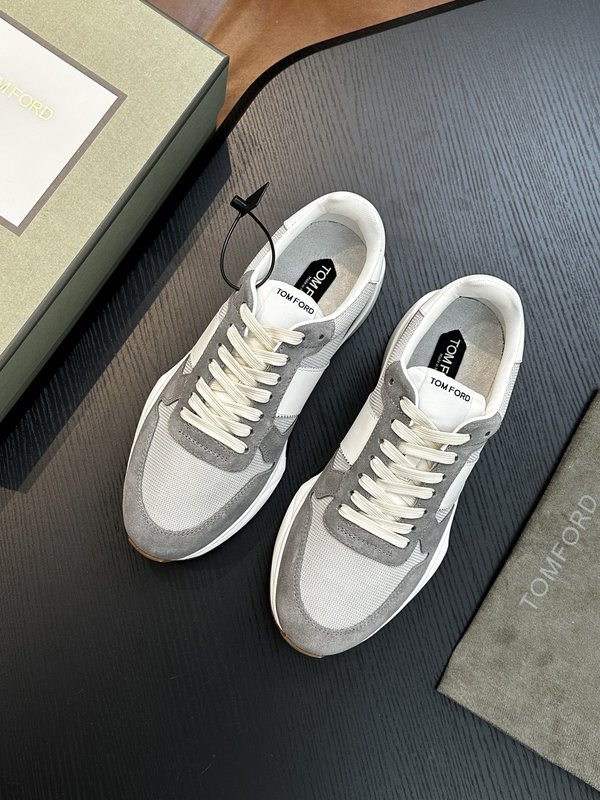 TOM FORD Cambridge 가죽 스니커즈 001-226346