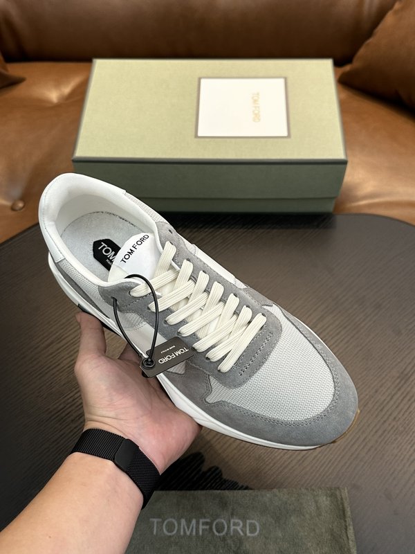 TOM FORD Cambridge 가죽 스니커즈 001-226346