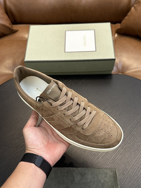 TOM FORD 가죽 스니커즈 001-226363