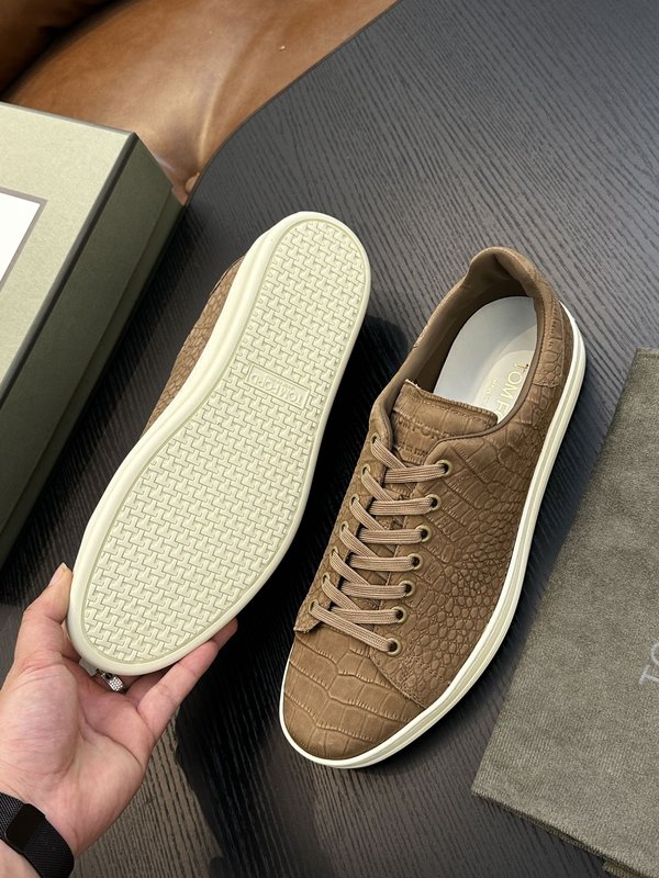 TOM FORD Cambridge 가죽 스니커즈 001-226376