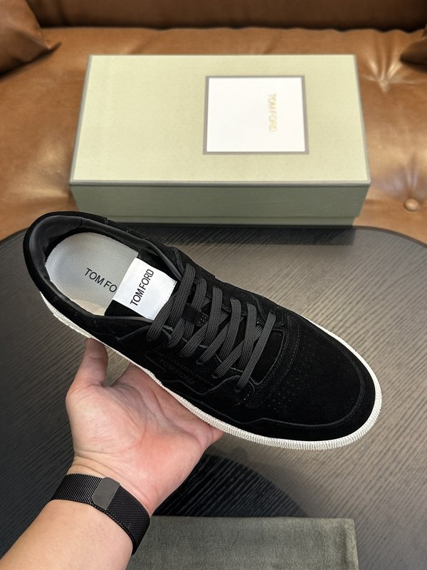 TOM FORD Cambridge 가죽 스니커즈 001-226413