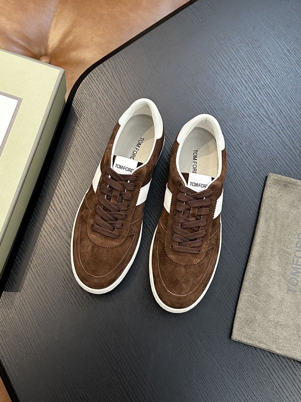 TOM FORD 가죽 로우톱 스니커즈 001-226415