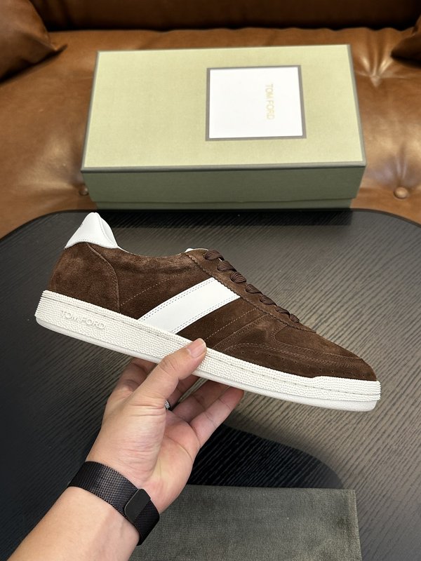 TOM FORD 가죽 로우톱 스니커즈 001-226415