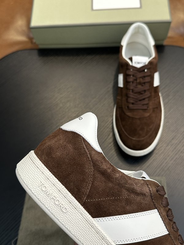 TOM FORD 가죽 로우톱 스니커즈 001-226415