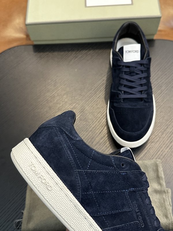 TOM FORD 가죽 로우탑 스니커즈 001-226416