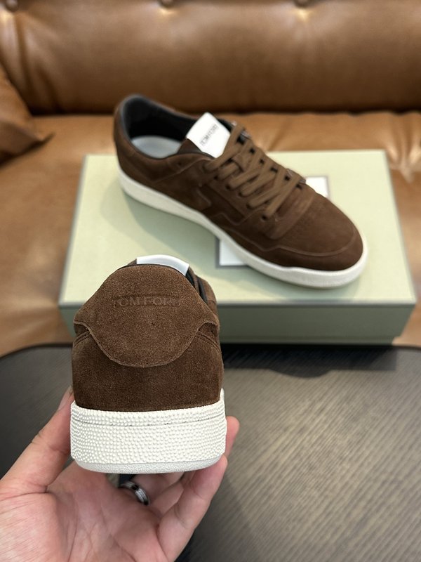 TOM FORD 가죽 로우탑 스니커즈 001-226421