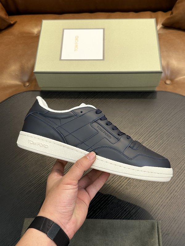 TOM FORD 가죽 로우탑 스니커즈 001-226431