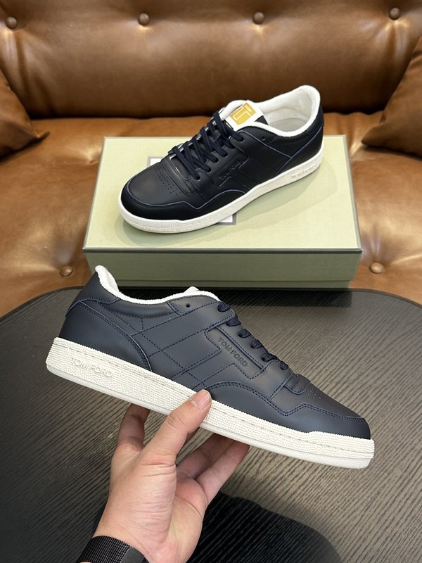 TOM FORD 가죽 로우탑 스니커즈 001-226431