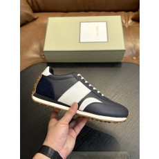 TOM FORD 소가죽 로우탑 스니커즈 001-226432
